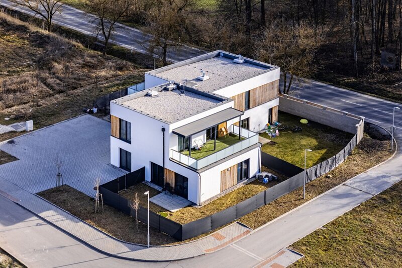 Rodinný dům s Ateliérem Hluboká nad Vltavou