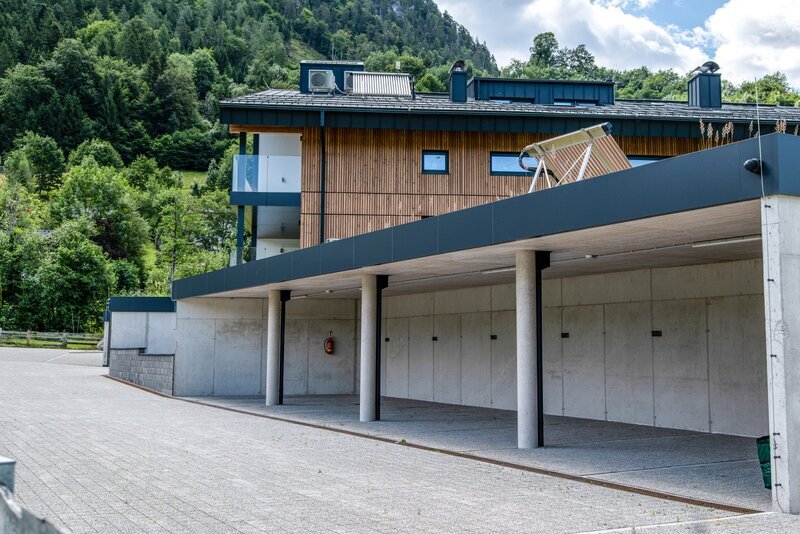 P1008684-2.jpg